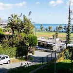 Guesthost - Seaside Dream! Roomy Vacation Appartement *
