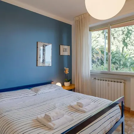 Seaside Dream! Roomy Vacation Appartement *