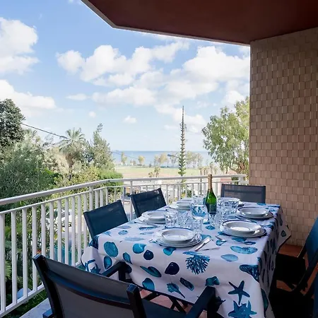 Seaside Dream! Roomy Vacation